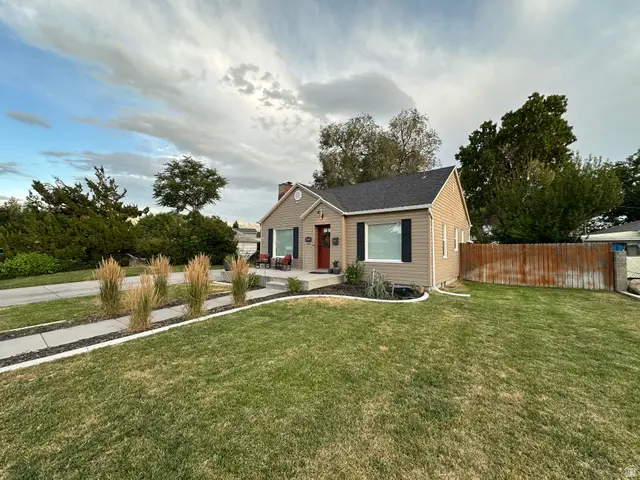 4662 S Rainbow Dr, Salt Lake City, UT 84107 - #2