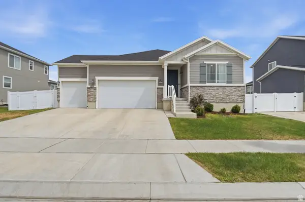 1079 E Horse Rider Dr, Eagle Mountain, UT 84005