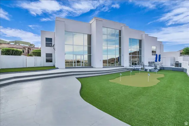 668 Lava Pointe Dr, Saint George, UT 84770 - #1