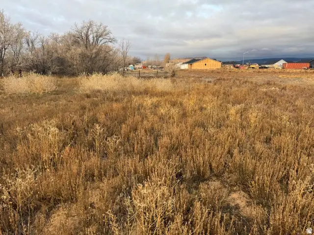 170 E 2000 S #15, Vernal, UT 84078 - #3