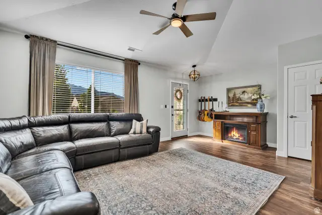 323 N Century Dr, Ogden, UT 84404 - #3