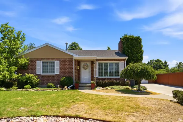 6259 S Boxwood Rd E, Holladay, UT 84121