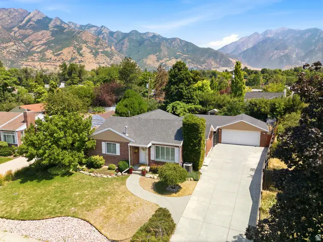 6259 S Boxwood Rd E, Holladay, UT 84121 - #2