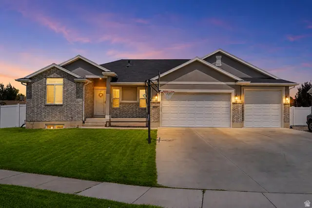 1438 W 2535 N, Clinton, UT 84015 - #1
