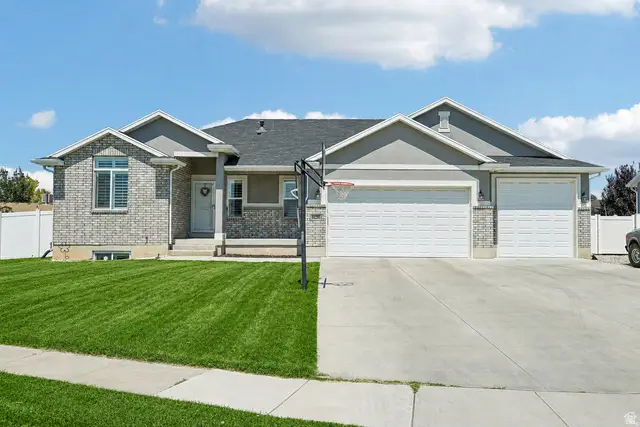 1438 W 2535 N, Clinton, UT 84015 - #2
