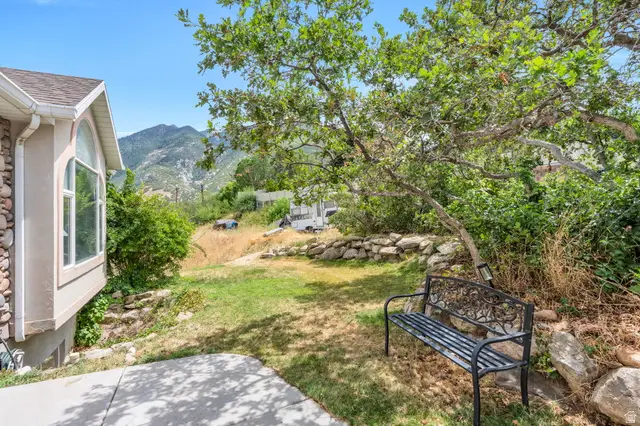 3467 E Magic View Drive, Cottonwood Heights, UT 84121 - #3