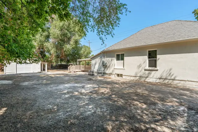3207 Pingree Ave, Ogden, UT 84401 - #3