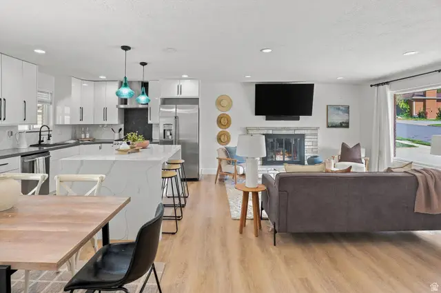 923 E 350 N, Bountiful, UT 84010 - #3
