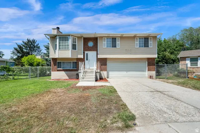 2432 W Harvey Hts Cir, Taylorsville, UT 84129 - #1