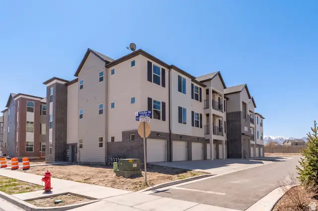 4715 W Dearing Ln #LL203, Riverton, UT 84096 - #1