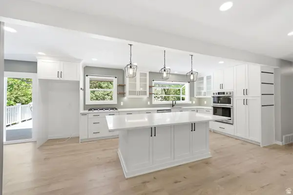 936 Chatelain Rd, Ogden, UT 84403