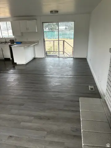 8629 S Vaquero Dr, Sandy, UT 84094 - #3