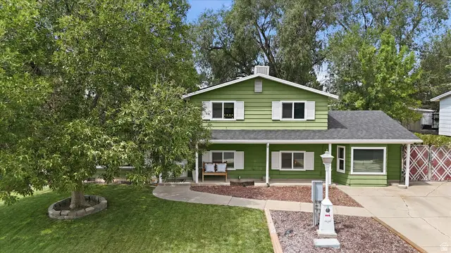 1378 Marilyn Dr, Syracuse, UT 84075 - #2