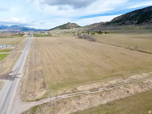 355 S 300 E, Malad City, ID 83252