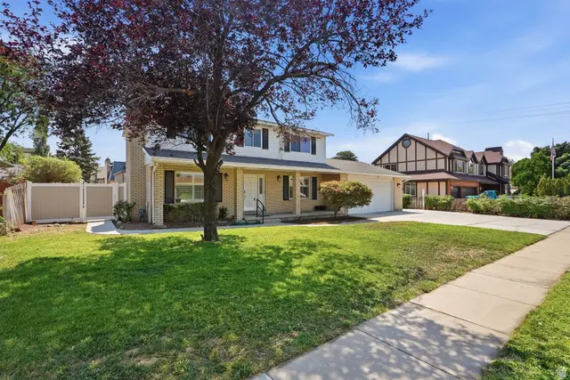 1944 E Brady Creek Dr S, Sandy, UT 84093 - #2