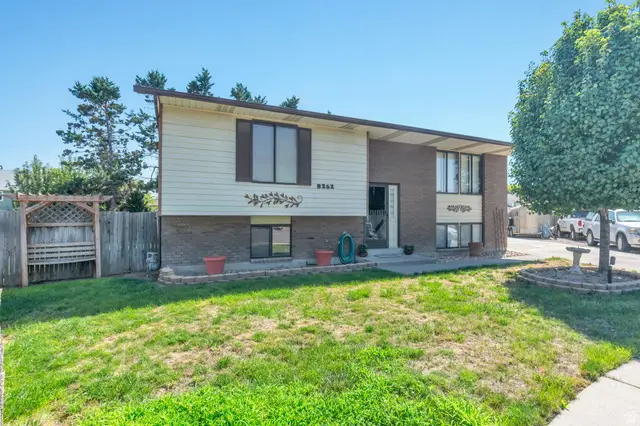 8262 S 1600 W, West Jordan, UT 84088 - #3