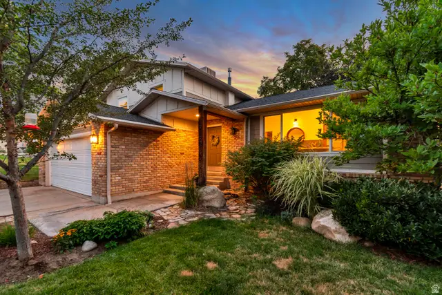 9192 Shad Ln, Sandy, UT 84093 - #2