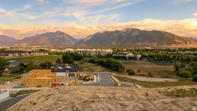 1096 W Kings Landing Ct #2, South Jordan, UT 84095 - #3