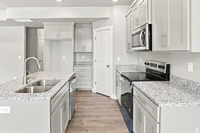 821 S 270 E #5, Smithfield, UT 84335 - #3