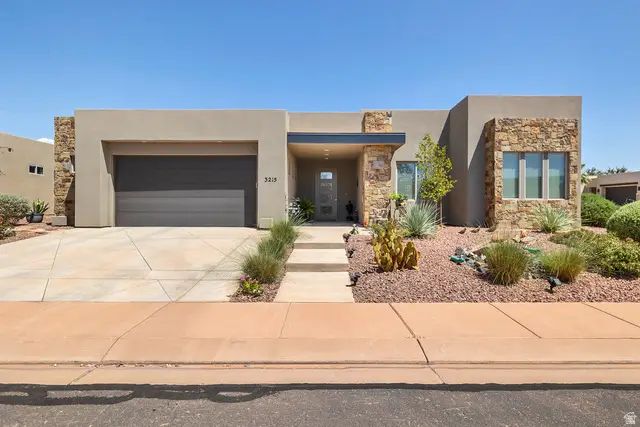 3215 S Sandstone Dr W, Hurricane, UT 84737 - #2