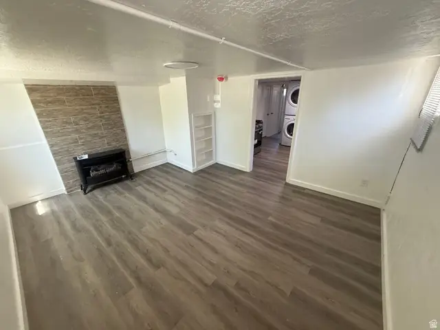 359 E 900 S, Salt Lake City, UT 84111 - #3