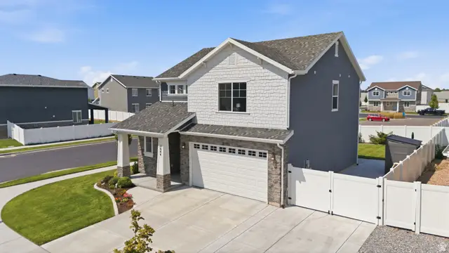 1644 W Red Pine Dr, Syracuse, UT 84075 - #3