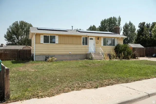 325 S 800 W, Vernal, UT 84078 - #1
