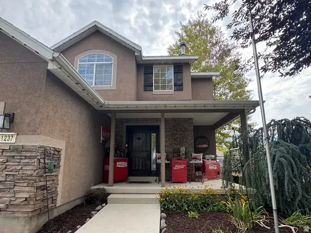 1237 S 260 W, Payson, UT 84651 - #2
