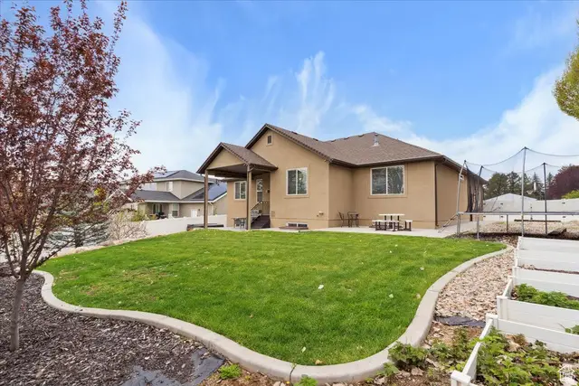 1330 E 850 N, Layton, UT 84041 - #3