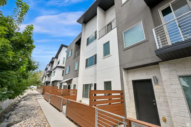 2189 N 525 W, Layton, UT 84041 - #2