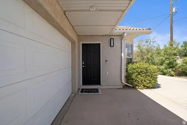 2056 E Middleton Dr #32, Saint George, UT 84770 - #2