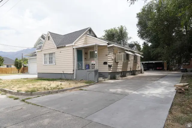329 8th St, Ogden, UT 84404 - #2