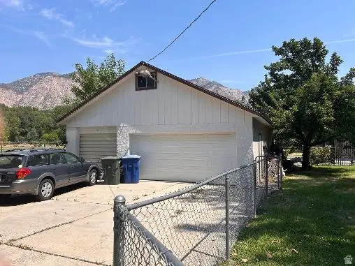 908 S Liberty E, Ogden, UT 84404 - #3