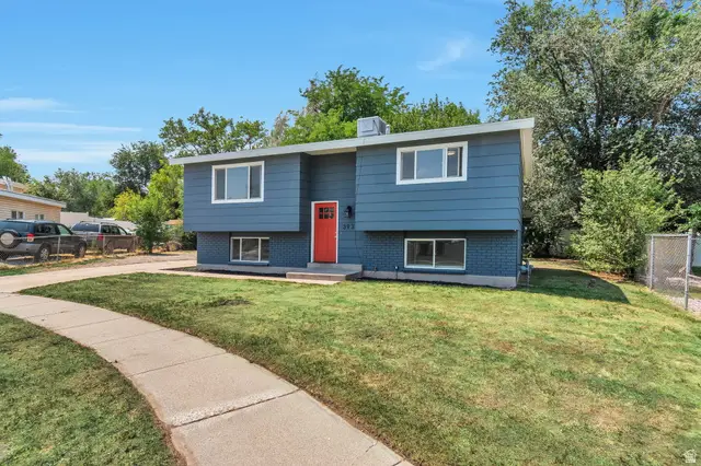 3930 Elaine Dr, Salt Lake City, UT 84120 - #2