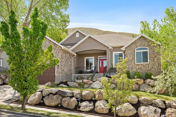 394 E Brewster Dr, Draper, UT 84020