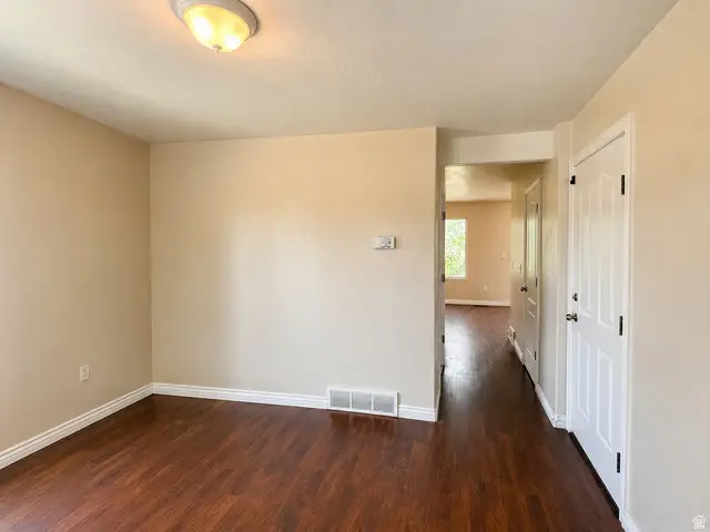 6693 S Balfour Ln W, Murray, UT 84123 - #2