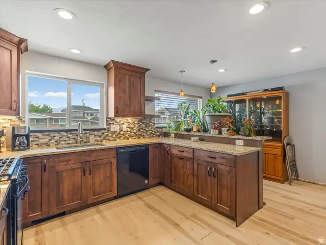 4278 S 3720 W, West Valley City, UT 84120 - #2