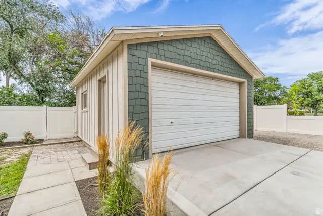 7608 S Jefferson St, Midvale, UT 84047 - #3