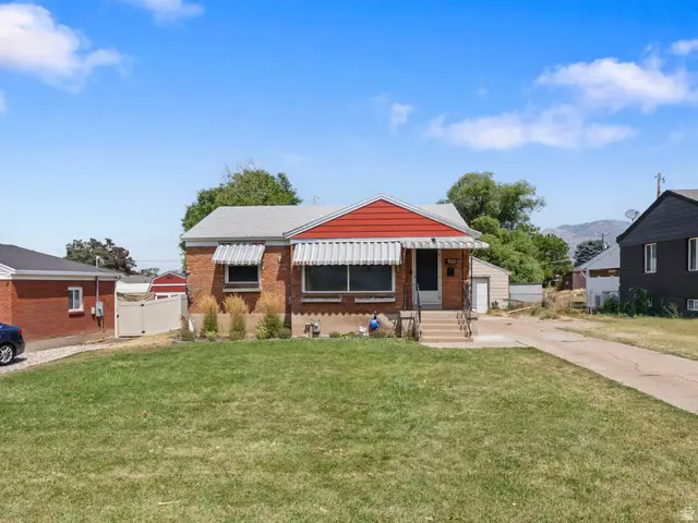 920 Bel Mar Dr, Ogden, UT 84403 - #1