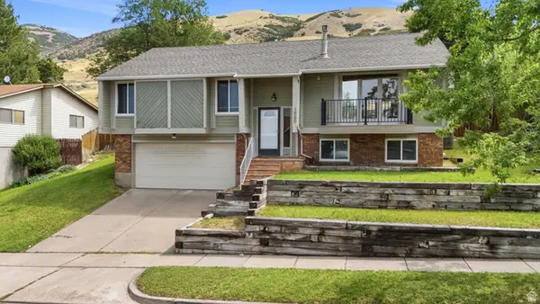 1560 E Hills Dr N, Bountiful, UT 84010