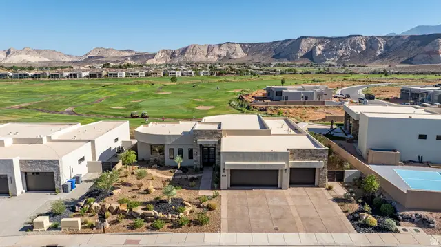 1392 W Canyon Tree Dr, Saint George, UT 84770 - #3