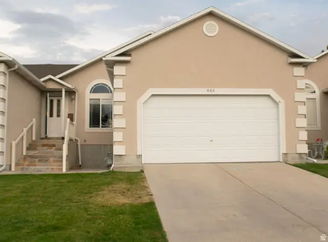 686 Greystone Way, Tooele, UT 84074 - #2