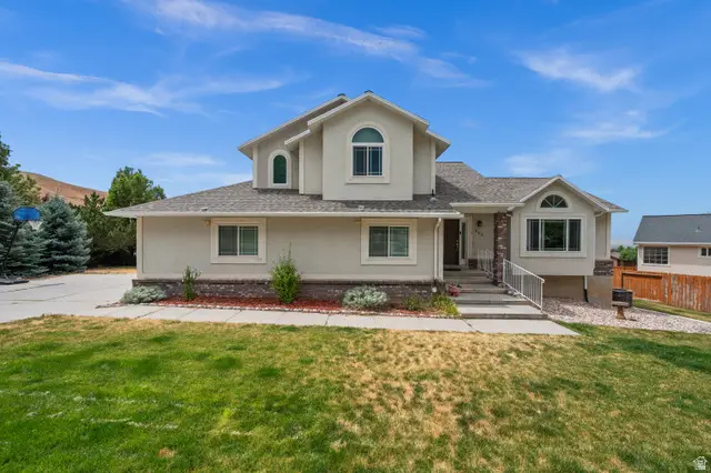 454 Deer Hollow Rd, Tooele, UT 84074 - #1