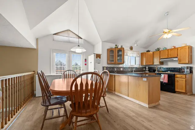 454 Deer Hollow Rd, Tooele, UT 84074 - #2