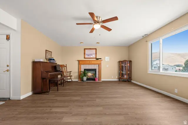 454 Deer Hollow Rd, Tooele, UT 84074 - #3