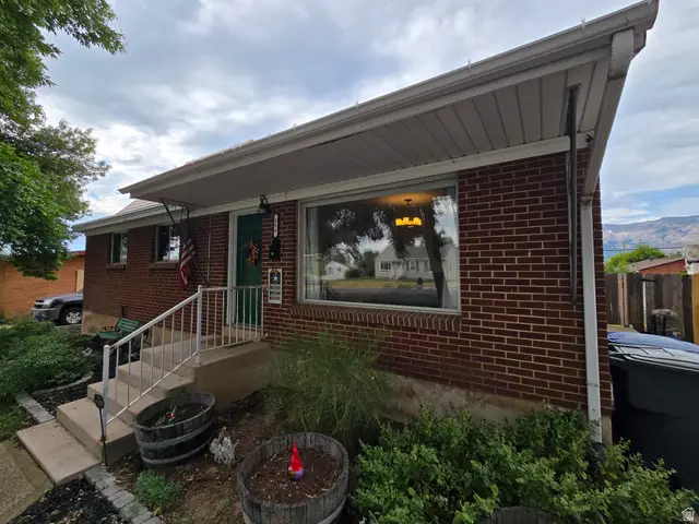 686 E 2nd St, Ogden, UT 84404 - #2