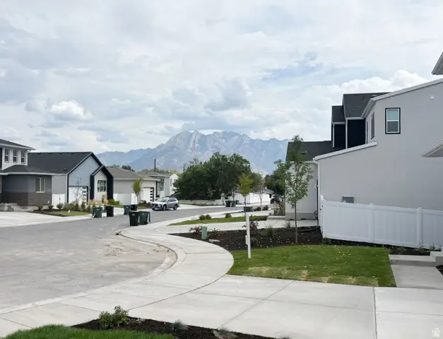 233 W Waterstone Cir #7, Murray, UT 84107 - #2