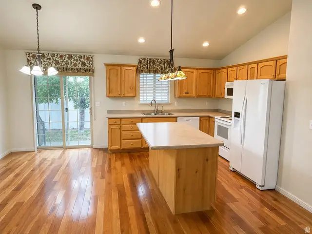 1418 S Avalon Dr, Springville, UT 84663 - #2