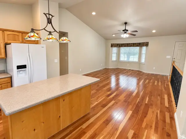 1418 S Avalon Dr, Springville, UT 84663 - #3