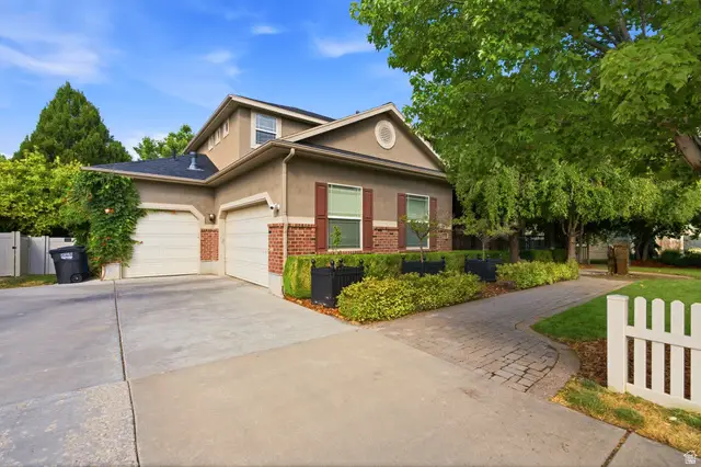 1270 Santa Anita Dr, Kaysville, UT 84037 - #3